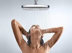 Cu ajutorul dușului, poți efectua un masaj care mărește bustul